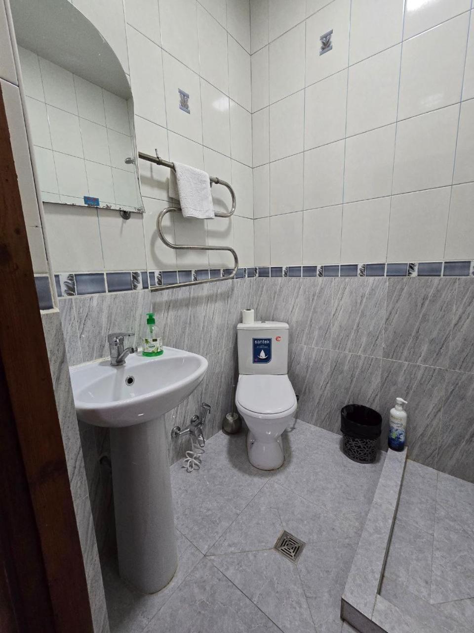 Guesto Hostel طشقند المظهر الخارجي الصورة